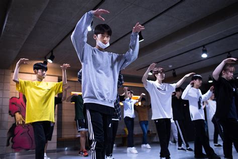 The Magic of Freestyle Dance in Korean Street Culture
